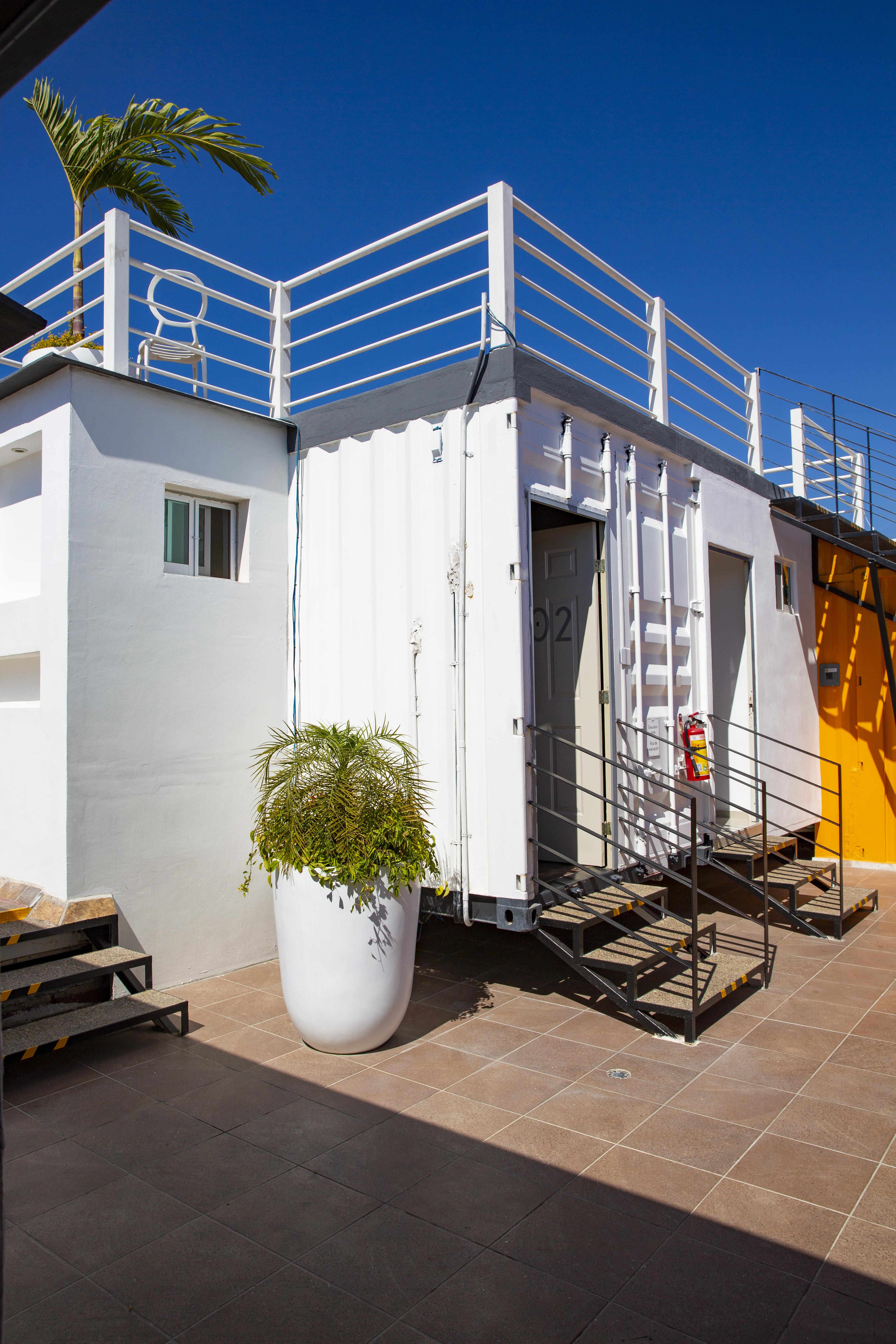 Container Inn Hotel Aeropuerto Puerto Vallarta Exteriör bild